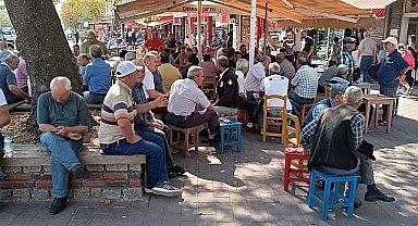 Emeklinin gözü kulağı külliyede