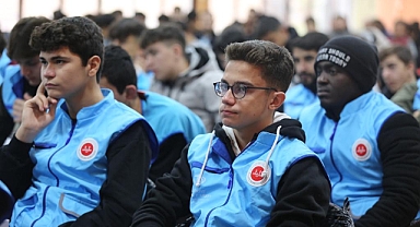 TDV Gençlik ve Gönüllülük Kampı Manisa’da düzenlendi