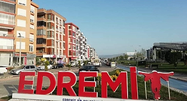 Vatandaş, Edremit Belediyesinden şikayetçi
