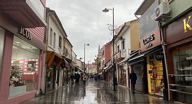Çanakkale güne yağmurla başladı (videolu)