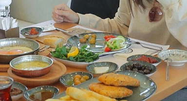 Geleneksel ve modern lezzetleri barındıran mekan: Dokuz Masa