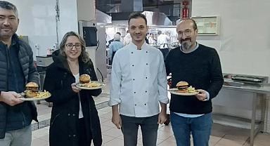 İlker Türkeri sanatını konuşturdu