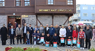 İstiklal Şairimiz memleketi Bayramiç'te anıldı