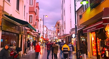 Kimse beklemiyordu, çarşıdaki hareket esnafları şaşırttı