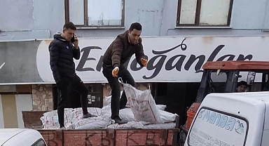 Küçükkuyu Belediyesi kömür dağıttı