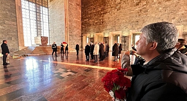 Mutluay Anıtkabir’i ziyaret etti