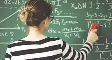 “Öğretmenin rolü başkasına devredilemez"