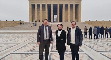 Rehberler Anıtkabir’de
