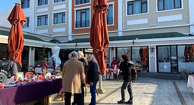 Üreten kadınlardan el emeği ürünler