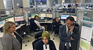 Vali Aktaş 112 Acil Çağrı Merkezini ziyaret etti