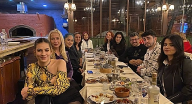 Veterinerler yemekte buluştu
