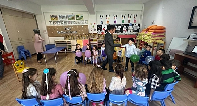 Aktaş Çocukların Karne Sevincine Eşlik Etti