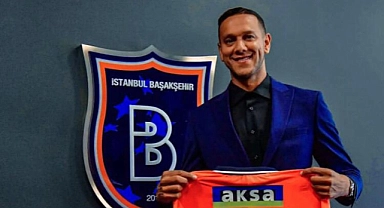 Başakşehir, Josef de Souza ile anlaştı.