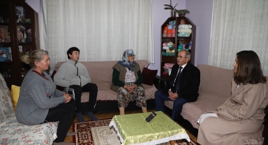 Başkan Özacar, ev ziyaretlerini sürdürüyor