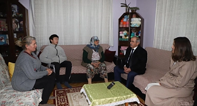 Başkan Özacar, ev ziyaretlerini sürdürüyor