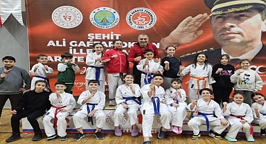 Bigalı minik karatecilerden büyük başarı