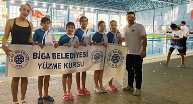 Bigalı yüzücüler dereceyle döndü