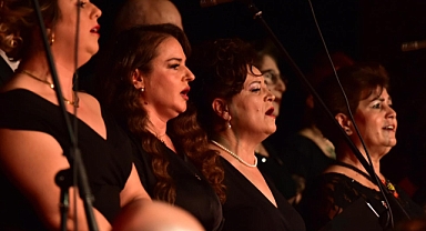 Çanakkale'de Atatürk'ün sevdiği şarkılar seslendirildi