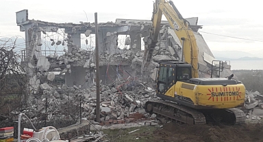 Çanakkale'de kaçak yapı ile mücadele çalışmaları devam ediyor