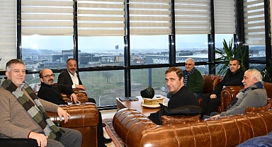 Çanakkalespor yönetim kurulundan, ÇTSO başkanı Selçuk Semizoğlu'na ziyaret