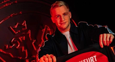 Donny van de Beek Eintracht Frankfurt’ta