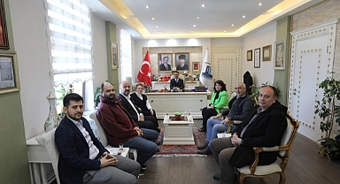 Eğitim Bir-Sen Çanakkale 2 No’lu Şube Yeni Yönetimi Vali İlhami Aktaş’ı Ziyaret Etti