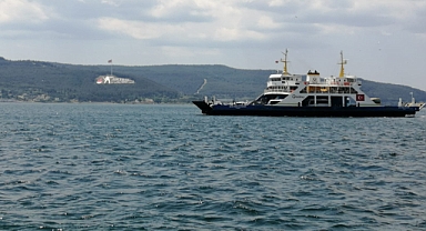 Fırtına deniz ulaşımını vurdu