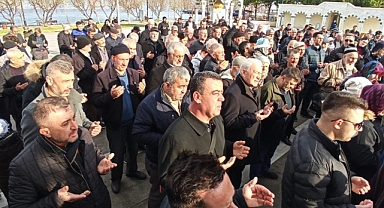 Lapseki'de Umre'ye gidenler uğurlandı