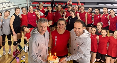 Mutlu yıllar Cansu