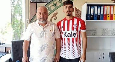 Sinan Ayhan, Mersin'e transfer oldu