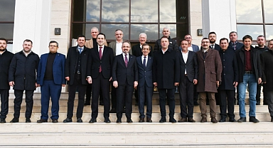 Turan: Çanakkale’miniz dertlerine, taleplerine omuz vermek için bir aradayız