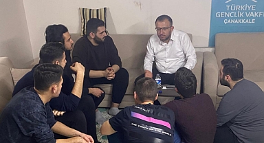 Yavaş, gençlerle bir araya geldi