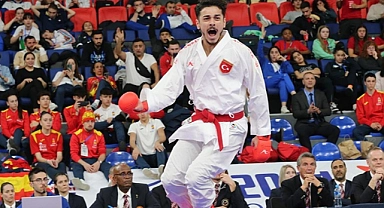 Bakan Bak 19 madalya kazanan milli sporcular için tebrik mesajı yayımladı