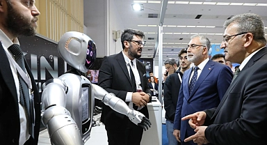 Bakan Işıkhan, Verimlilik ve Teknoloji Fuarı’nı ziyaret etti