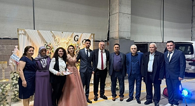 Başkan Oruçoğlu nişan törenine katıldı