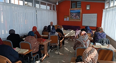 Çan Müftüsü kursiyerlerle görüştü