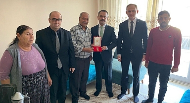 Çanakkale'de Kıbrıs Gazisine madalya takdim edildi