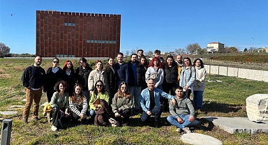 Çanakkale'de öğrencilerden kent gezisi