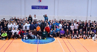 Çanakkale'de ‘‘Ultimate Frizbi Salon Şampiyonası’’ gerçekleşti