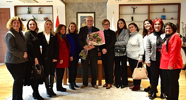 CHP Kadın Kolları Yönetimi'nden Başkan Gökhan'a ziyaret