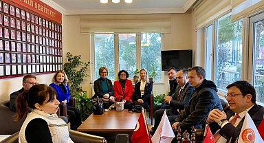 CHP'li Erkek Şehit ve Gazi yakınlarını ziyaret etti