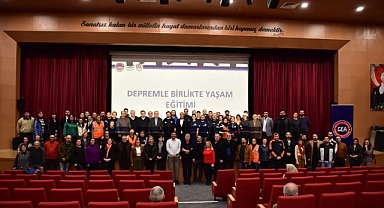 “Depremle Birlikte Yaşam” semineri gerçekleşti