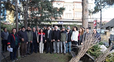 Gökçeada'da fidan dağıtıldı