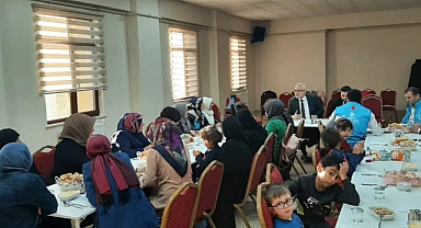 Kadın kolları toplantısı gerçekleşti