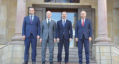 Millî Eğitim Bakanlığı İnşaat Emlak Genel Müdürü Özcan Duman, Erdinç Dolu'yu Ziyaret Etti