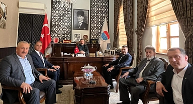 Milliyetçi Hareket Partisi Heyeti, Başkan Mert Uygun'u ziyaret etti