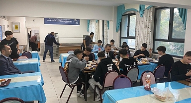 Vali Aktaş çocuklarla buluştu