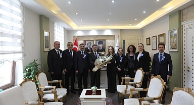Vergi Haftası'nda Vali Aktaş'a ziyaret