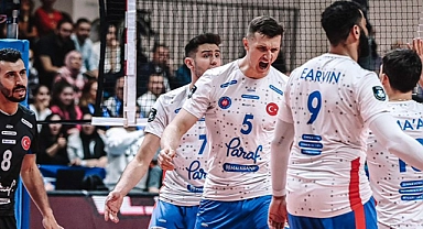 Bakan Aşkın Bak'tan Halkbank için tebrik mesajı