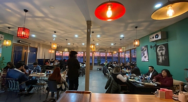 Başkan Adayı Özsüer, gençlerle iftarda buluştu